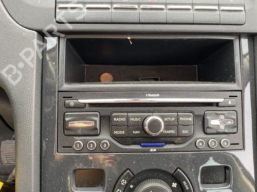 Used Radio Radio PEUGEOT 5008 (0U_, 0E_) 1.6 HDi (112 hp) 32781542 32781542