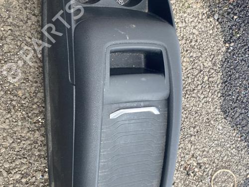 Middle console CITROËN C4 Picasso II 1.6 HDi / BlueHDi 115 | BP32091824I22 - Image 2