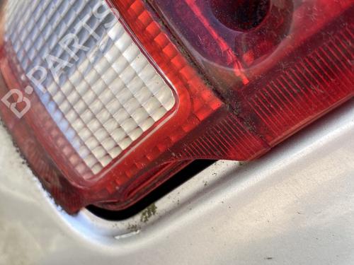 Used Right taillight Right taillight LAND ROVER DISCOVERY II (L318) 2.5 Td5 4x4 (139 hp) 33554102 33554102