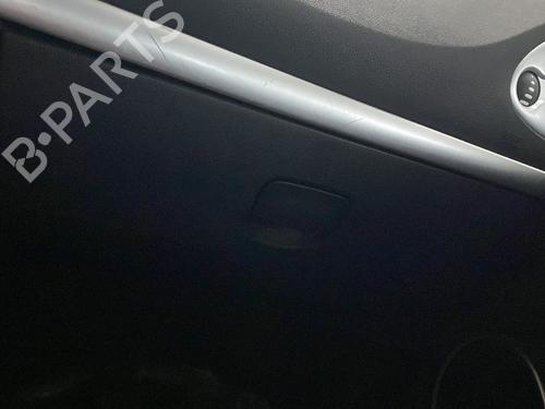 Used Glove box RENAULT CLIO III (BR0/1, CR0/1) 1.5 dCi (BR17, CR17) (86 hp) 23784121