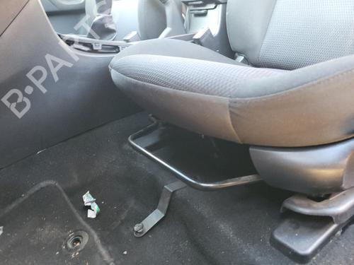 Left front seat MAZDA 3 (BK) 1.6 DI Turbo | BP22127618C15 - Image 3