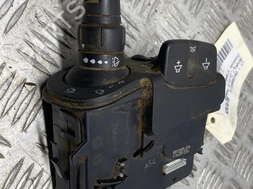 Used Steering column stalk RENAULT CLIO III (BR0/1, CR0/1) 1.5 dCi (BR17, CR17) (86 hp) 30643105