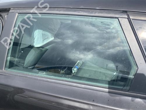 rear-left-door-window-peugeot-508-sw-i-8e_-2010-2011-2012-2013-2014-2015-2016-2017-2018-33612933 main image