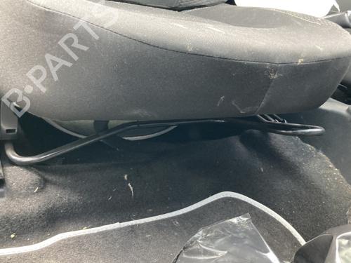 Used Right front seat Right front seat DACIA SANDERO II 1.0 SCe 75 (B8JC, B8JD, B8NC) (73 hp) 21797777 21797777