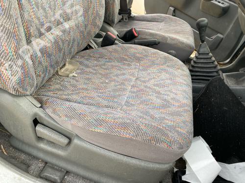 Used Right front seat Right front seat SUZUKI JIMNY Closed Off-Road Vehicle (SN) 1.3 16V 4WD (SN413, JB33) (80 hp) 39982555 39982555