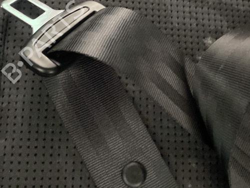 Cinturón de seguridad trasero izquierdo PEUGEOT 3008 I MPV (0U_) 1.6 HDi (114 hp) 32367136