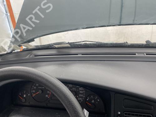 Used Dashboard Dashboard PEUGEOT 405 II (4B) 1.6 (88 hp) 32412333 32412333