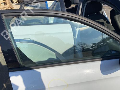 front-right-door-window-audi-a1-sportback-8xa-8xf-2011-2012-2013-2014-2015-2016-2017-2018-2019-24368310 main image