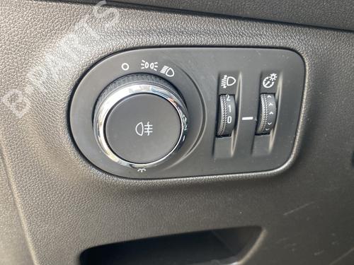Used Headlight switch Headlight switch OPEL CORSA E (X15) 1.4 (08, 68) (90 hp) 29287878 29287878