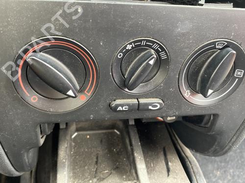 Used Climate control Climate control SEAT TOLEDO II (1M2) 1.9 TDI (90 hp) 27745855 27745855