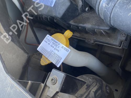 Sprinklertank RENAULT MASTER III Van (FV) 2.3 dCi 145 FWD (FV0E, FV0F, FV0H, FV02, FV0M, FV0S,... | BP32508537C113 - Image 2