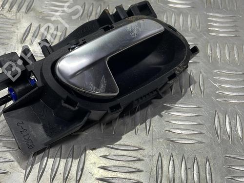front-right-lock-citroen-c4-picasso-ii-9810310280-2013-19910867 main image