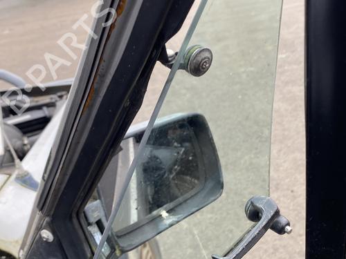 Used Front right quarter glass Front right quarter glass JEEP CHEROKEE (XJ) 2.1 TD (87 hp) 32439552 32439552