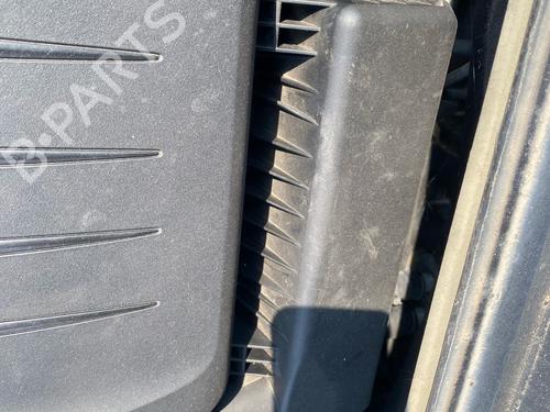 Used Air filter box Air filter box 37869017 37869017