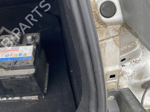 rubber-door-seal-renault-megane-iv-hatchback-b9amn_-2015-25438546 main image