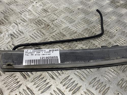 Used Third brake light Third brake light PEUGEOT 208 I (CA_, CC_) 1.6 HDi / BlueHDi 75 (75 hp) 32260603 32260603