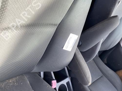 Right front seat TOYOTA COROLLA Verso (ZER_, ZZE12_, R1_) 2.0 D-4D (CUR10_, CUR10R) | BP23783214C16 