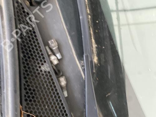 Used Front wiper motor Front wiper motor PEUGEOT 208 I (CA_, CC_) 1.2 VTI 82 (82 hp) 32167704 32167704