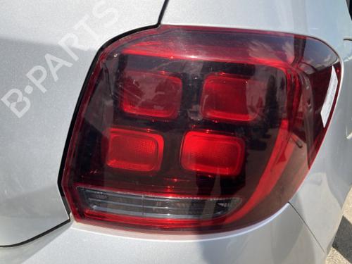 Used Right taillight DACIA SANDERO II 1.0 SCe 75 (B8JC, B8JD, B8NC) (73 hp) 21797756