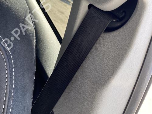 Used Front left seatbelt Front left seatbelt TOYOTA YARIS (_P13_) 1.5 Hybrid (NHP130_, NHP130) (101 hp) 24408686 24408686