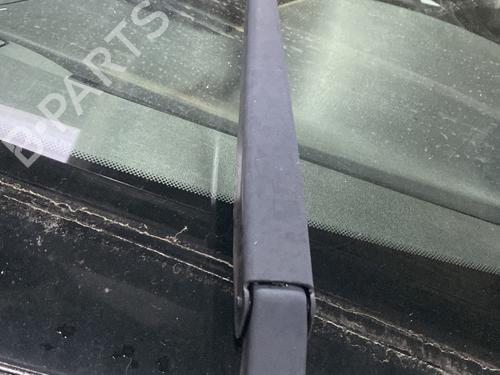 Used Front windshield wiper arm PEUGEOT 208 I (CA_, CC_) 1.2 VTI 82 (82 hp) 23785829