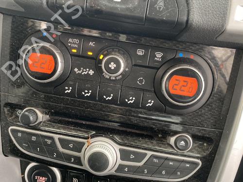 Climate control RENAULT KOLEOS I (HY_) 2.0 dCi 4x4 (HY0K) | BP31953933I5 - Image 3