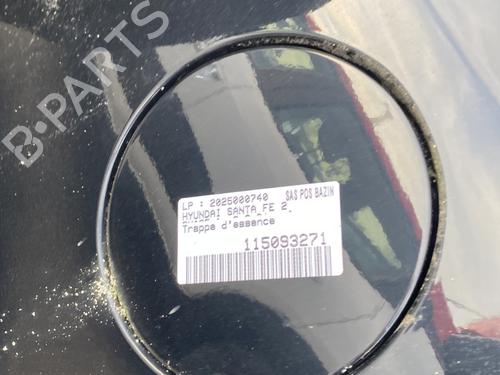 Fuel flap HYUNDAI SANTA FÉ II (CM) 2.2 CRDi GLS 4x4 | BP30133177C131