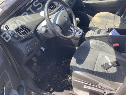 Kollisjonspute styreenhet RENAULT SCÉNIC III (JZ0/1_) 1.6 dCi (JZ00, JZ12) (130 hp) 27304329