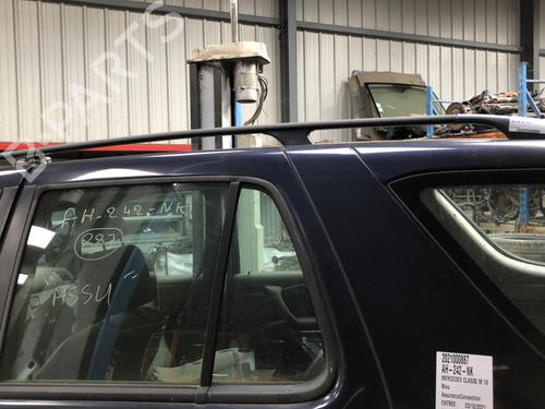 Used Roof bar MERCEDES-BENZ M-CLASS (W163) ML 270 CDI (163.113) (163 hp) 22127237