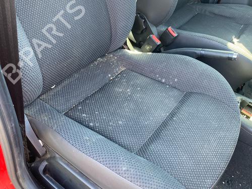 Used Right front seat Right front seat 36786621 36786621