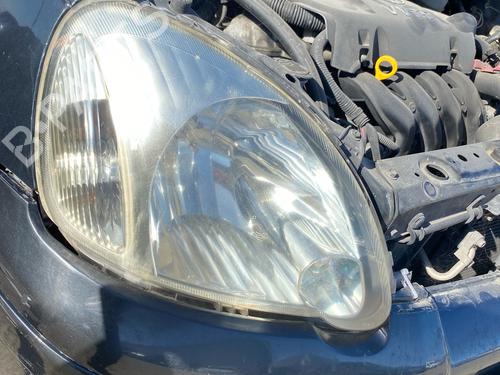 right-headlight-toyota-yaris-_p1_-1999-2000-2001-2002-2003-2004-2005-39607027 main image