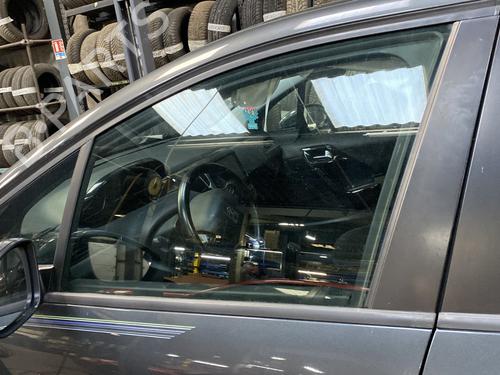 Dørrute ventre foran PEUGEOT 208 I (CA_, CC_) 1.2 VTI 82 (82 hp) 29829456