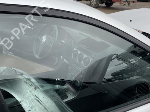 front-left-door-window-mazda-6-hatchback-gg-2002-2003-2004-2005-2006-2007-2008-32393032 main image