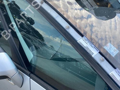 front-right-quarter-glass-citroen-c4-picasso-i-mpv-ud_-2006-2007-2008-2009-2010-2011-2012-2013-2014-2015-37458205 main image