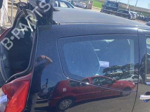 Bagstkærm Højre Bagstkærm Højre CITROËN C2 (JM_) 1.4 HDi (68 hp) 33806710 33806710