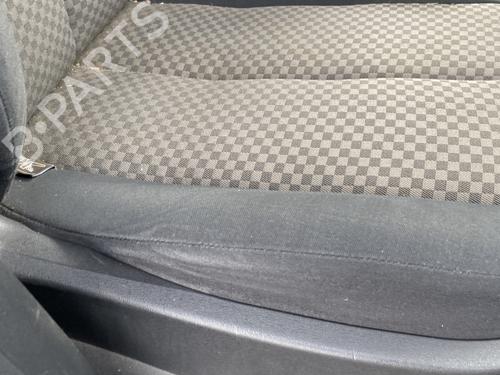 Used Right front seat Right front seat RENAULT MEGANE II (BM0/1_, CM0/1_) 1.6 16V (BM0C, CM0C) (113 hp) 30317854 30317854