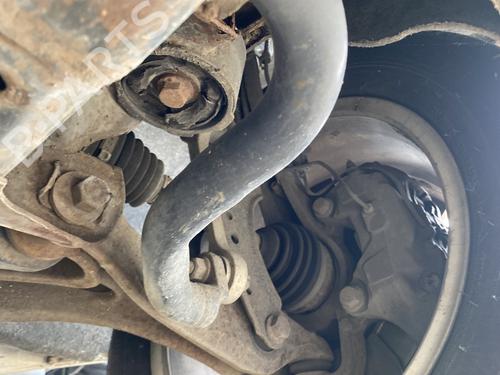 Used Left front driveshaft Left front driveshaft VW TOUAREG (7LA, 7L6, 7L7) 3.0 V6 TDI (240 hp) 26221637 26221637