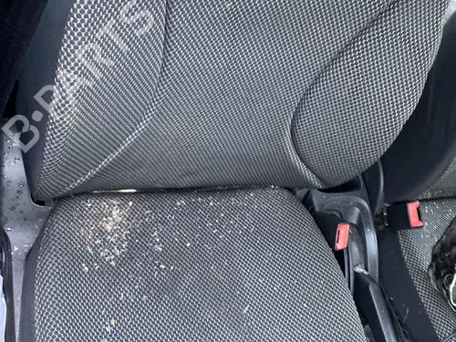 Used Right front seat NISSAN MICRA III (K12) 1.5 dCi (86 hp) 22241312