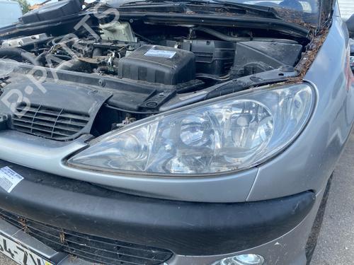 Left headlight PEUGEOT 206 SW (2E/K) 2.0 HDi | BP36954704C28 - Image 2