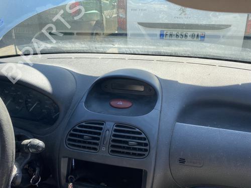 Tableau de bord PEUGEOT 206 Hatchback (2A/C) 1.4 HDi eco 70 | BP25475227C46 