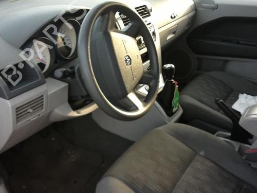 Venstre foran utvendig håndtak DODGE CALIBER 2.0 CRD | BP22118744C128 