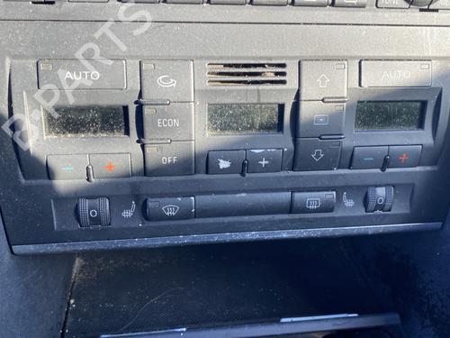 Used Climate control Climate control AUDI A4 B6 Avant (8E5) 1.9 TDI (130 hp) 24181069 24181069