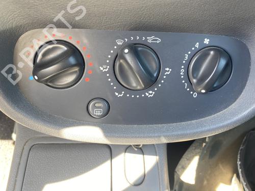Climate control RENAULT CLIO II (BB_, CB_) 1.2 (BB0A, BB0F, BB10, BB1K, BB28, BB2D, BB2H, CB0A,... | BP27213317I5 