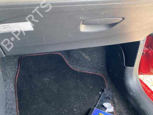 Used Glove box SEAT IBIZA IV SC (6J1, 6P5) 1.9 TDI (105 hp) 20290899