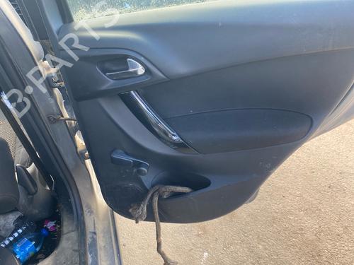 Bageste højre beklædning Bageste højre beklædning CITROËN C3 II (SC_) 1.4 HDi 70 (SC8HZC, SC8HR0, SC8HP4) (68 hp) 33991848 33991848