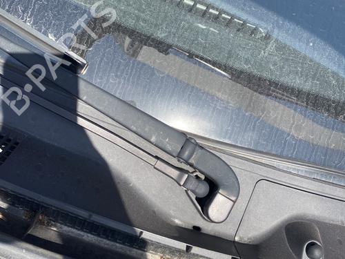 Used Front wiper motor Front wiper motor PEUGEOT 108 1.0 VTi 72 (72 hp) 28366811 28366811