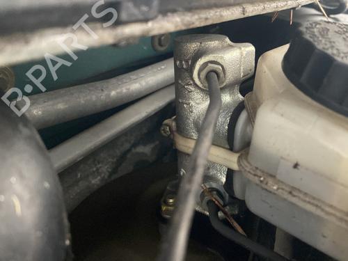 Used Brake master cylinder Brake master cylinder PEUGEOT 405 II (4B) 1.6 (88 hp) 32385873 32385873