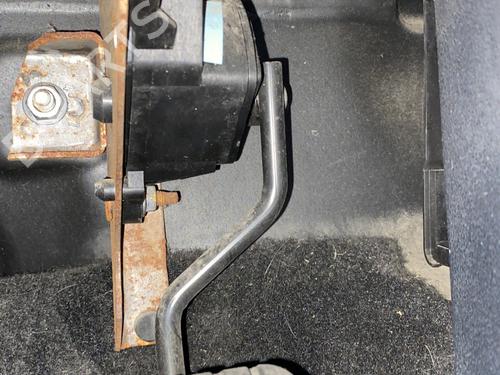 Used Pedal RENAULT CLIO III (BR0/1, CR0/1) 1.5 dCi (BR17, CR17) (86 hp) 30263620