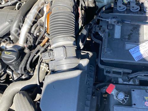 Used Air filter box Air filter box PEUGEOT 407 (6D_) 2.0 HDi 135 (6DRHRH, 6DRHRE, 6DRHRG, 6DRHRJ) (136 hp) 34220640 34220640
