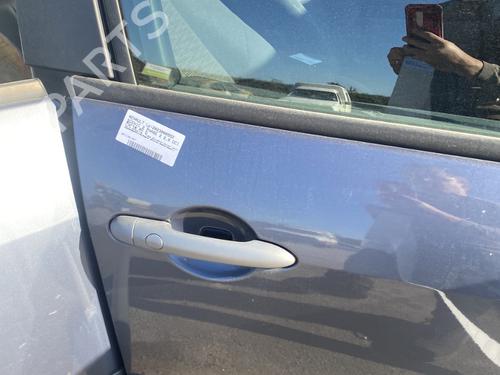 Right front door RENAULT SCÉNIC II (JM0/1_) 2.0 dCi (JM1K) | BP29012976C3 